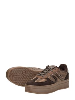 Sneakers Laag