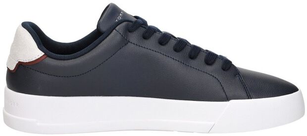 TH Court LTH Detail Ess - large