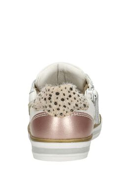 Niedrige Schuhe