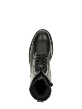 Schnürstiefel