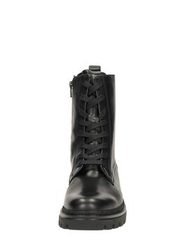 Schnürstiefel