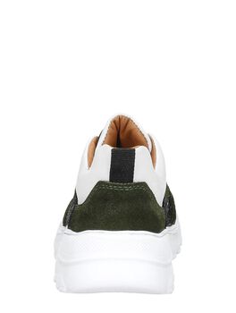 Schnürschuhe