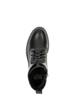 Schnürstiefel