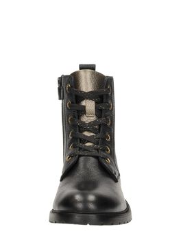 Schnürstiefel