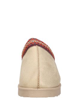 Geschlossene Hausschuhe