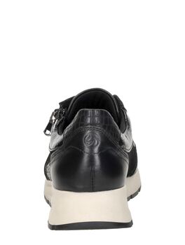 Sneakers Laag
