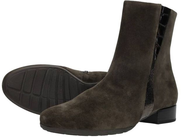 Stiefeletten mit Absatz - large