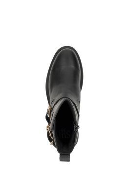 Flache Stiefeletten