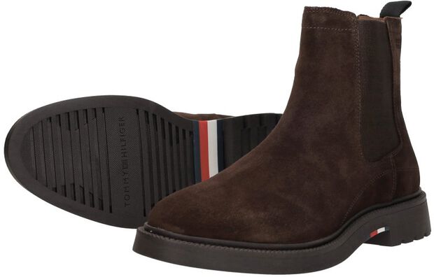 Corporate Casual Suede Chelsea - large