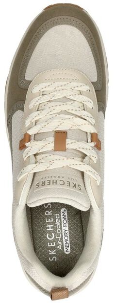 Uno - Layover - large