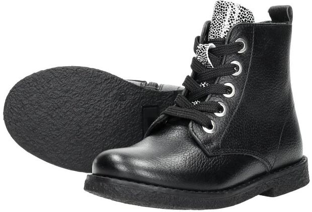 Schnürstiefel - large