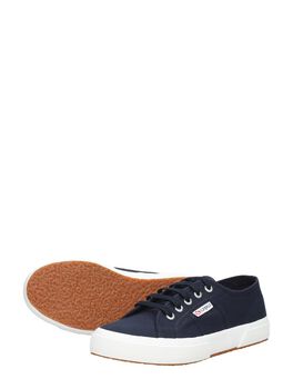 2750 Cotu Classic