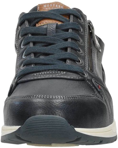 Sneaker - large