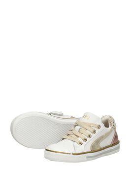 Niedrige Schuhe