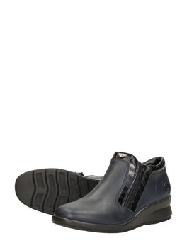 Flache Stiefeletten