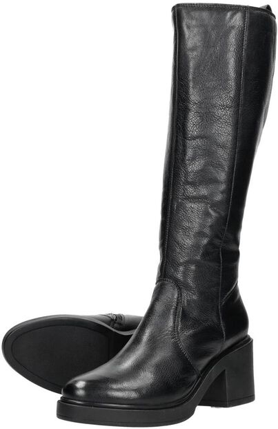 Hohe Stiefel - large