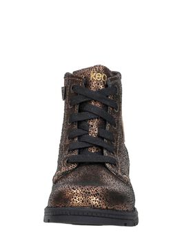 Schnürstiefel
