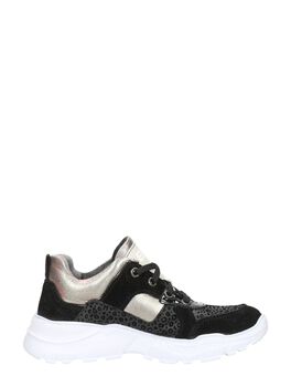 Schnürschuhe