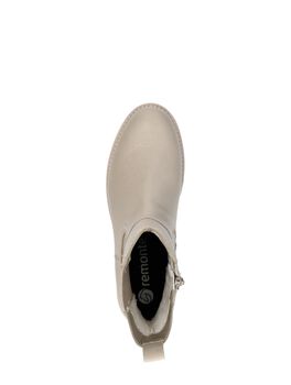 Flache Stiefeletten