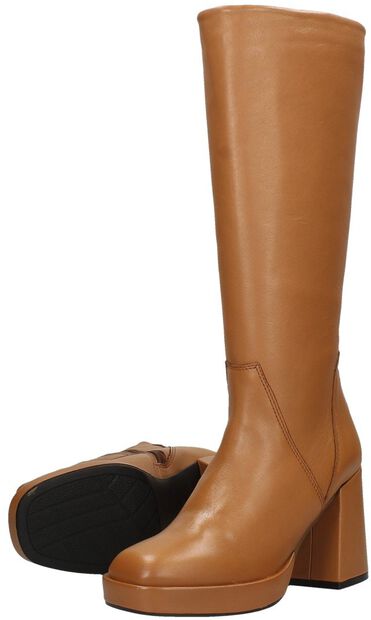 Hohe Stiefel - large