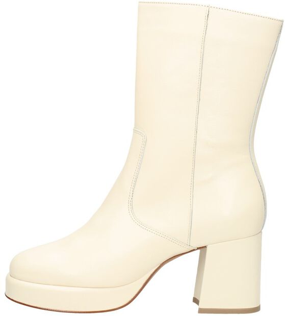 Stiefeletten mit Absatz - large