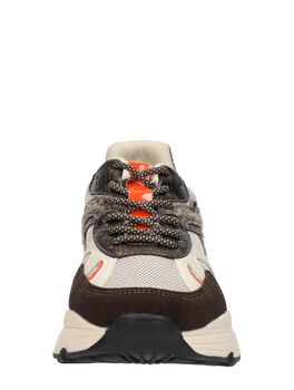 Sneakers Laag