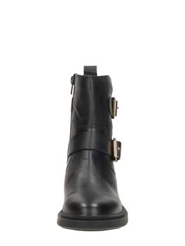 Flache Stiefeletten