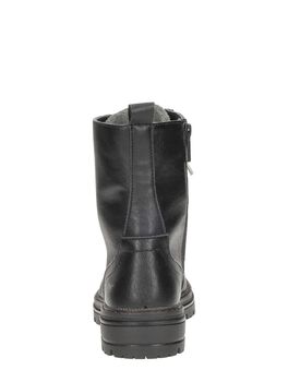 Schnürstiefel