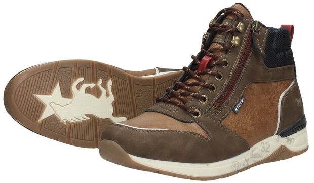 Schnürstiefel - large