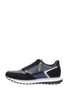 Schnürschuhe low