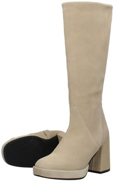 Hohe Stiefel - large