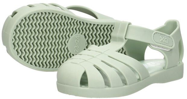 Kids Sandals/Watershoes - large