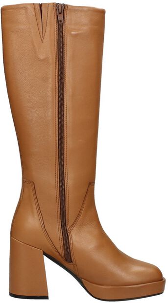 Hohe Stiefel - large