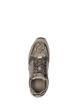 Sneakers Laag