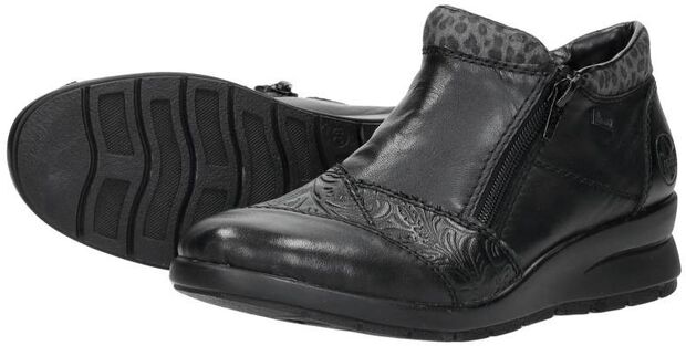 Flache Stiefeletten - large