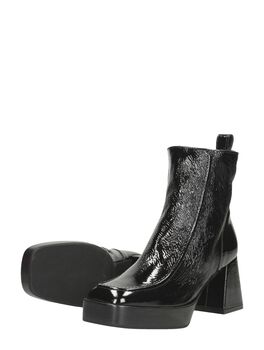 Stiefeletten mit Absatz