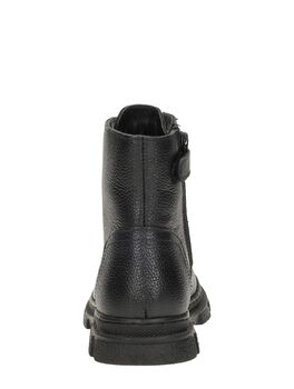 Schnürstiefel