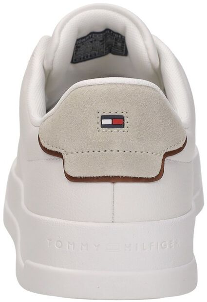 TH Court LTH Detail Ess - large