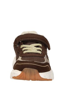 Sneakers Laag