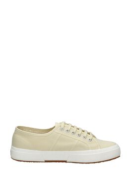2750 Cotu Classic