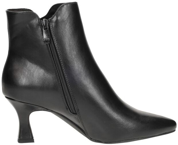 Stiefeletten mit Absatz - large