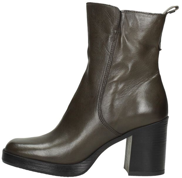 Stiefeletten mit Absatz - large