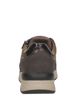 Sneaker low