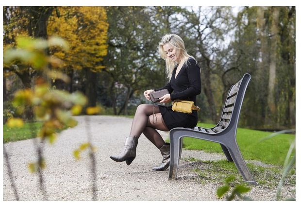 Damentaschen - large