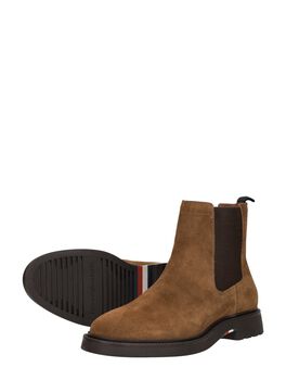 Corporate Casual Suede Chelsea