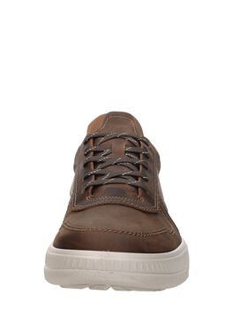 Move sneaker