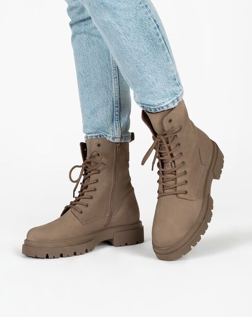 Schnürstiefel - large