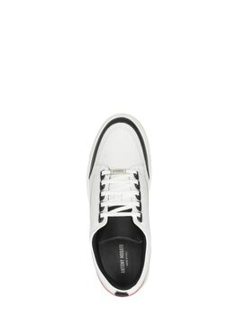 Schnürschuhe low