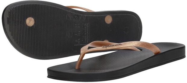 Anatomic Tan - large