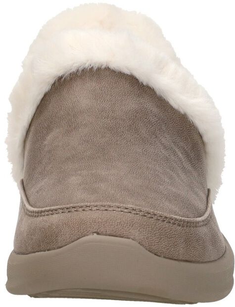 Slip-Ins: Cozy Escape - large